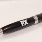 FX bolígrafo y pendrive