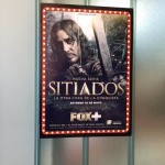 FOX+ – Sitiados – en uno de sus estudios